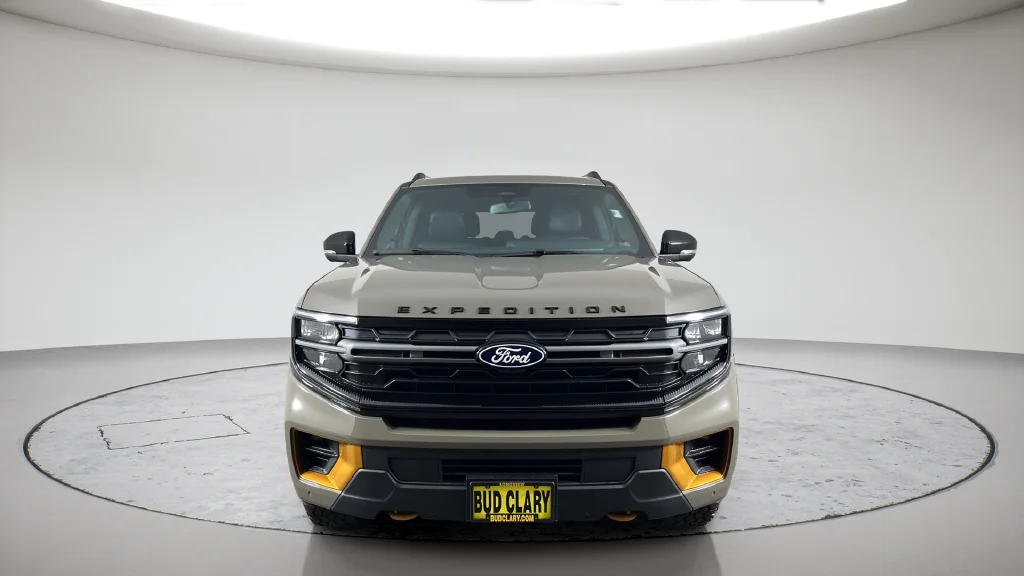 New 2027 Gray Ford Tremor image 3