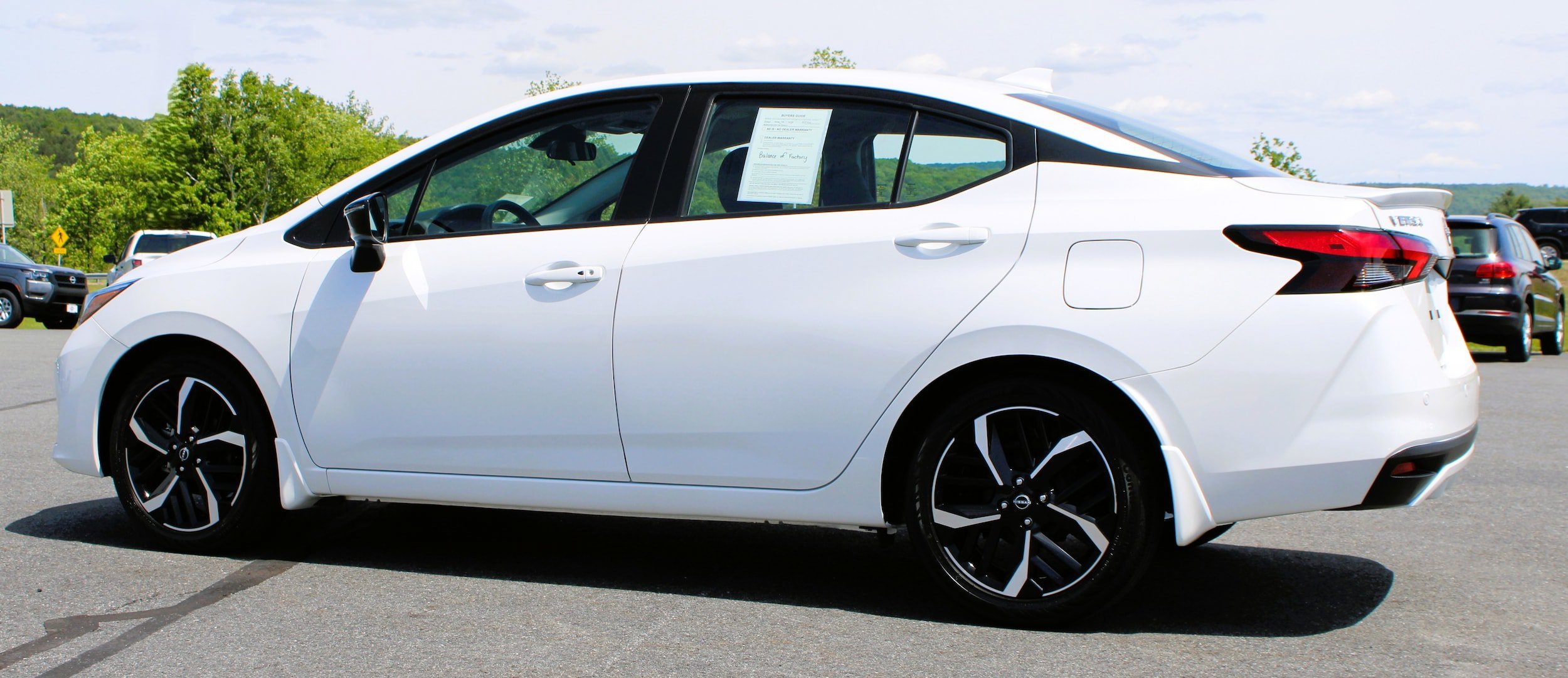Used 2025 Aspen White Tricoat Nissan SR image 12