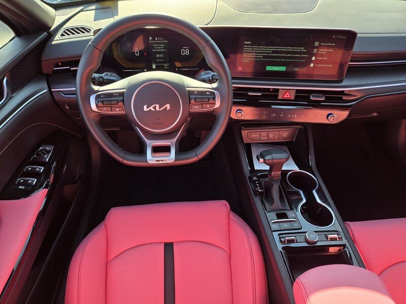 2026 Kia K5 GT-Line - Photo 8