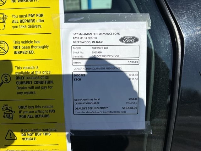 Used 2015 Silver Chrysler Limited image 2