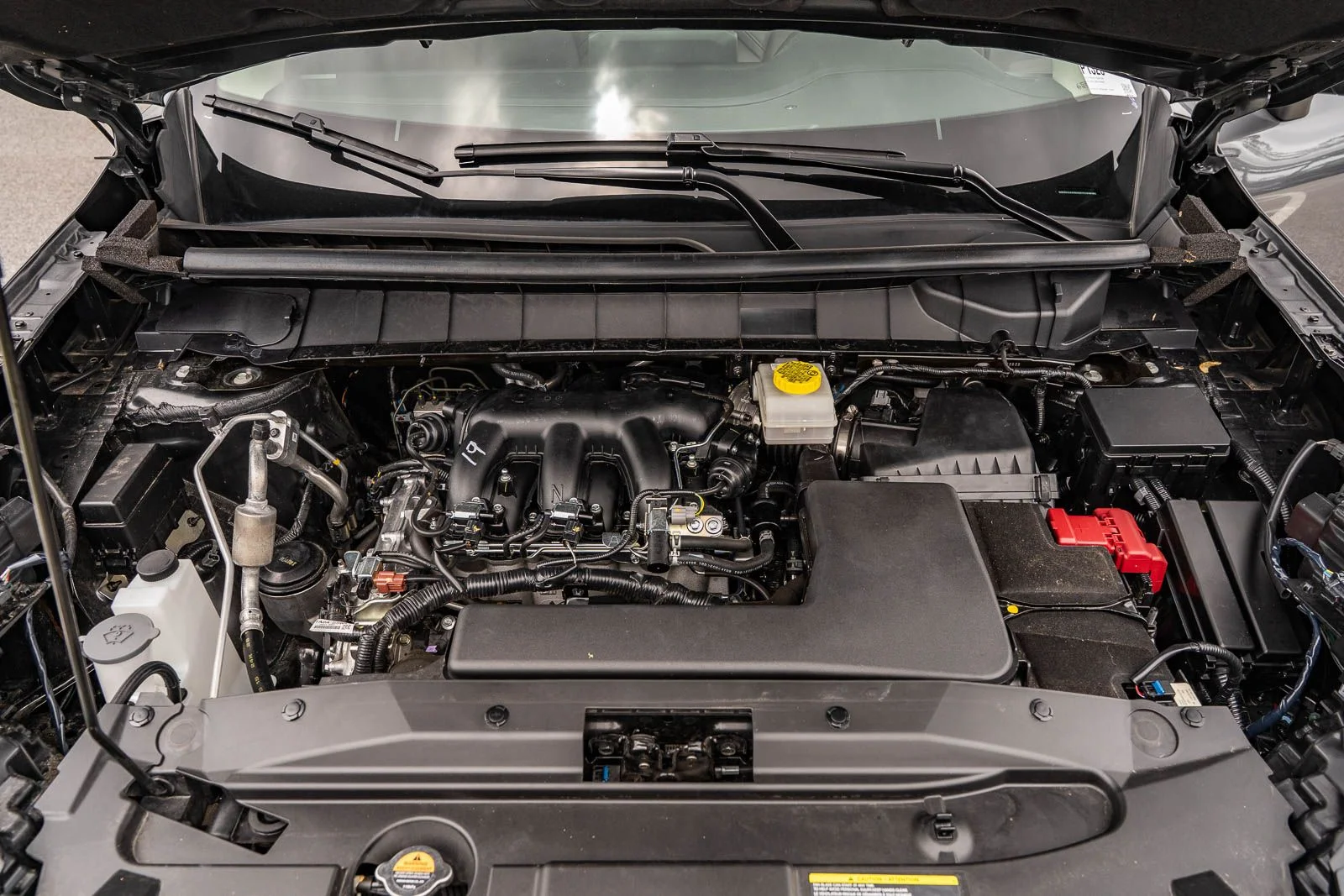 Used 2025 Gray Nissan SL image 19