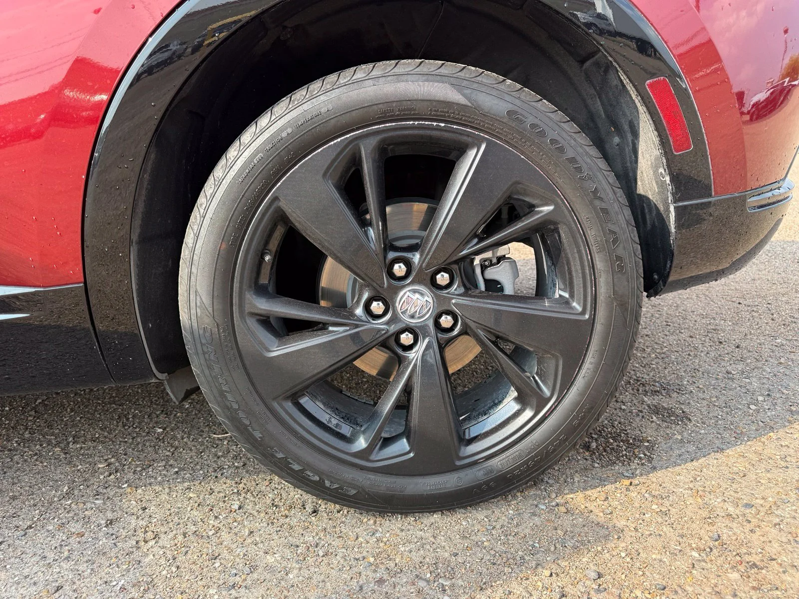 Used 2023  Buick Preferred image 13