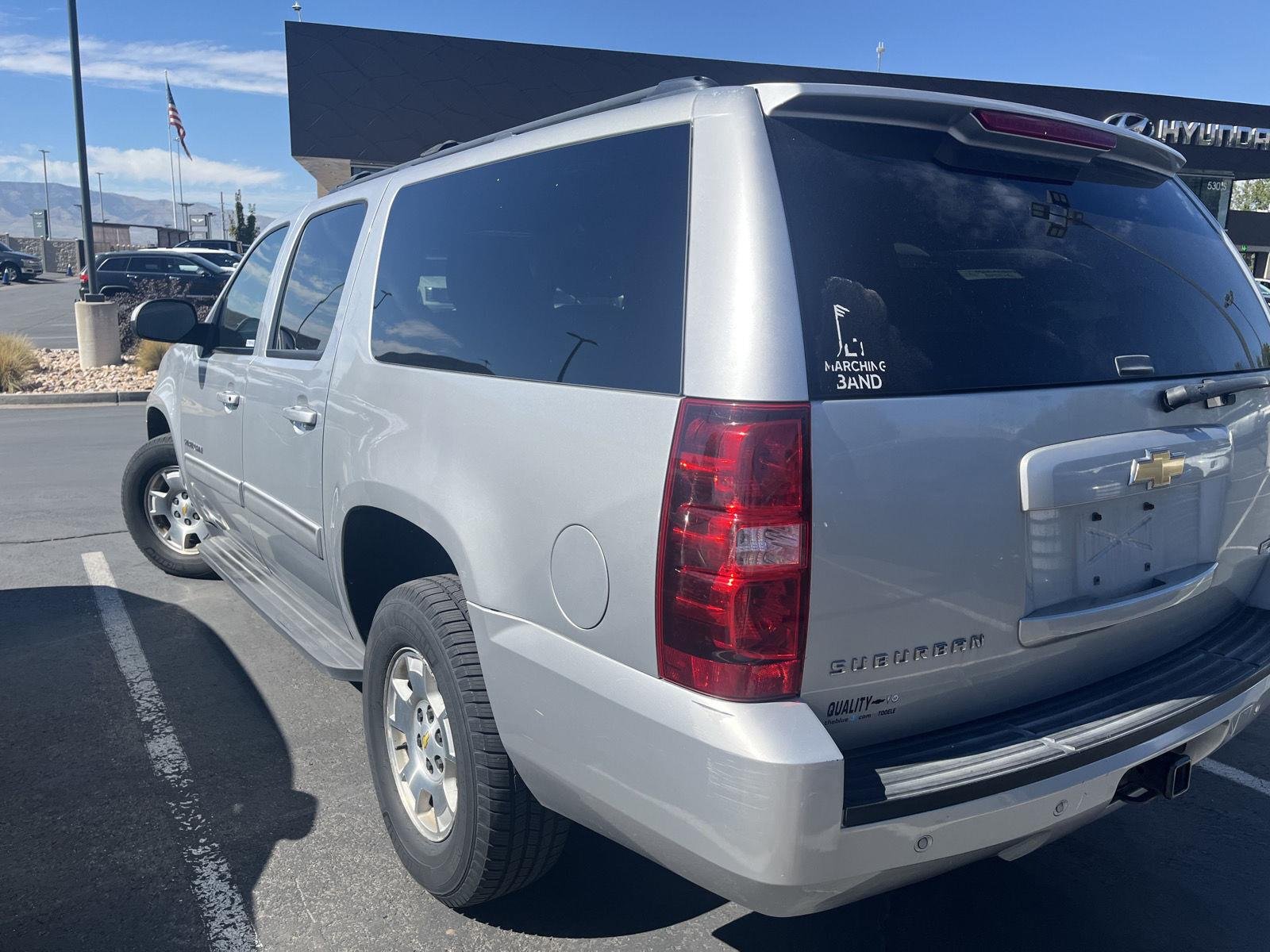 Used 2011 Sheer Silver Metallic Chevrolet LT image 6