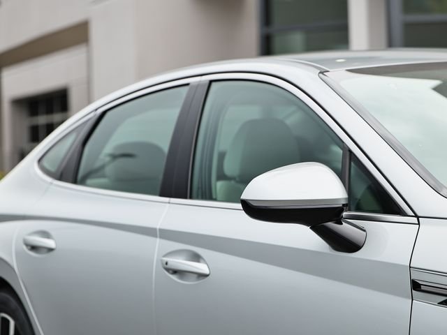 Used 2024 Aero Silver Hyundai SEL image 3