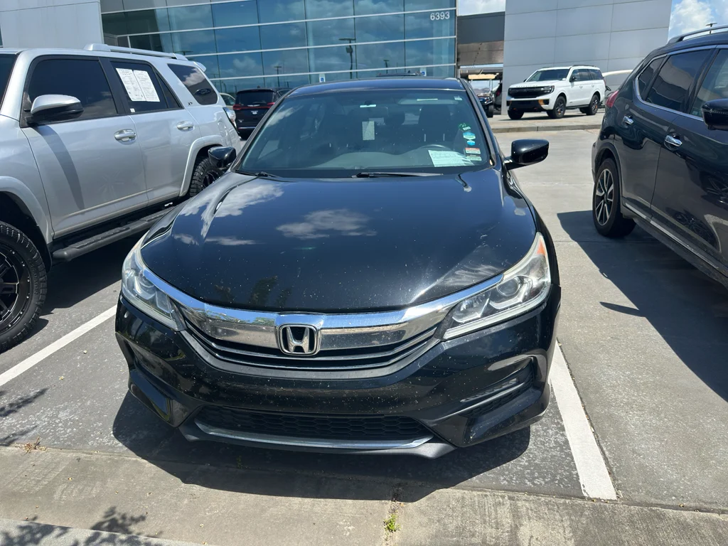 Used 2017 Honda Accord Sport with VIN 1HGCR2F58HA061198 for sale in Hattiesburg, MS