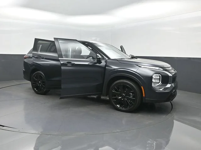 New 2026 Gray Mitsubishi LE image 38