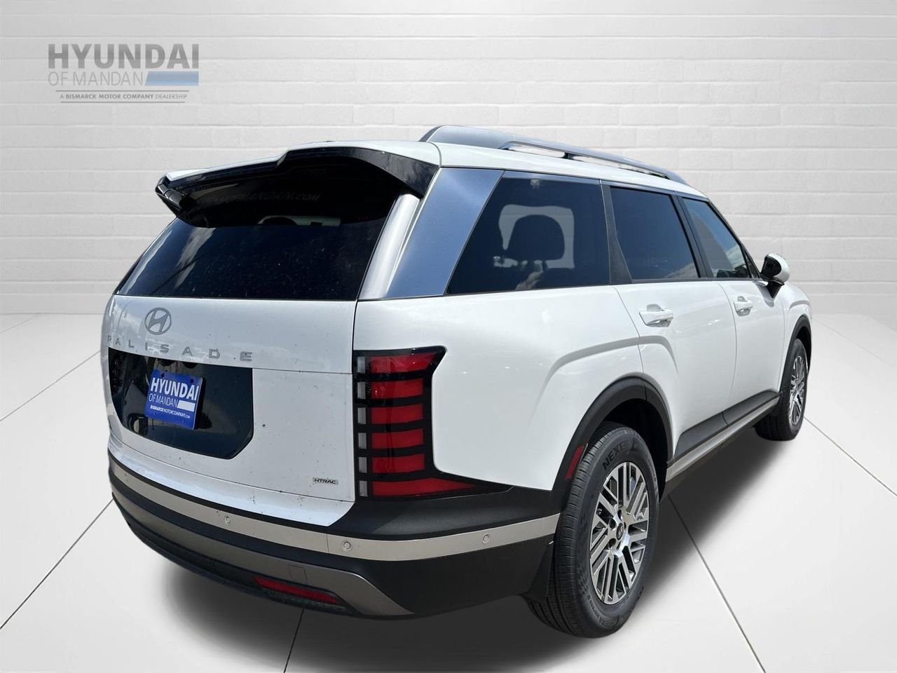 New 2026 White Hyundai SEL Premium AWD image 3