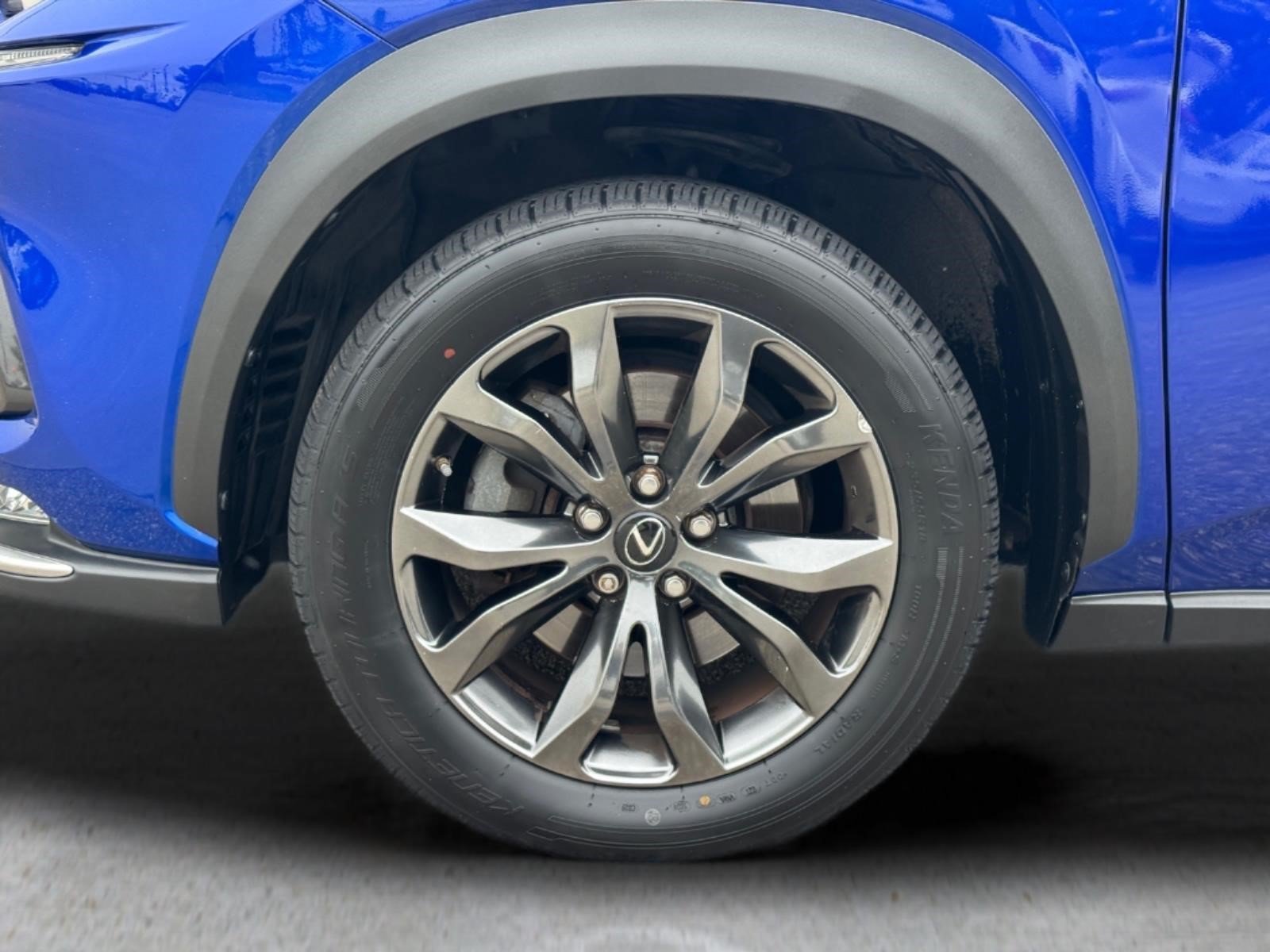 Used 2018 Ultrasonic Blue Mica 2.0 Lexus NX 300 F Sport image 28