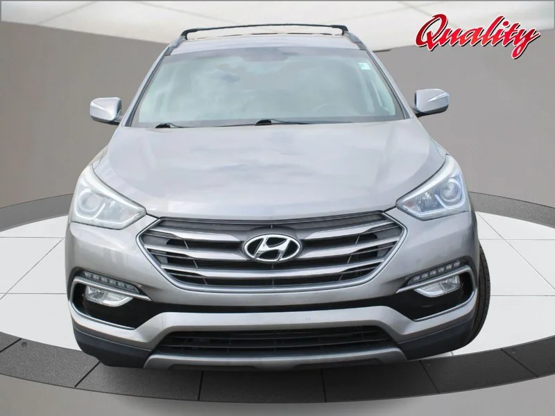 Used 2018 Mineral Gray Hyundai 2.4L image 10