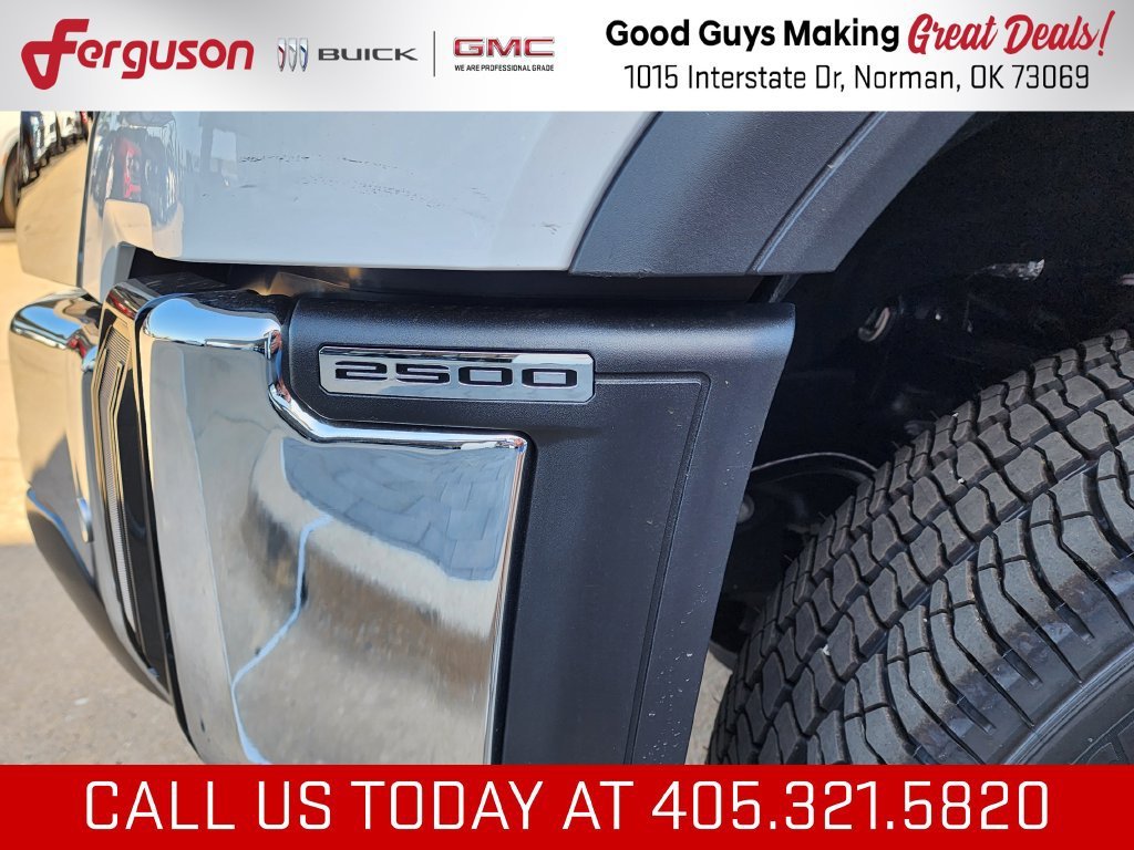 2026 GMC Sierra 2500HD SLT - Photo 11