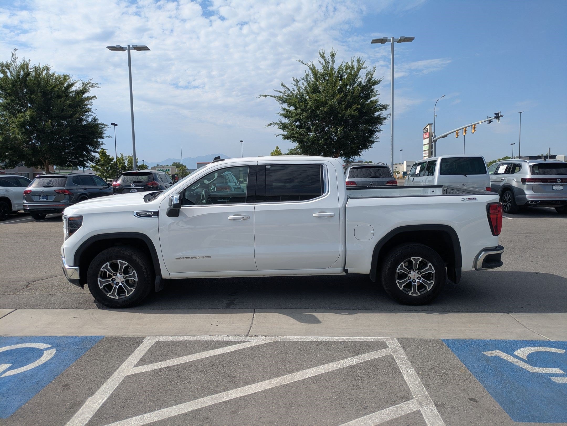 Used 2024 Summit White GMC SLE image 7