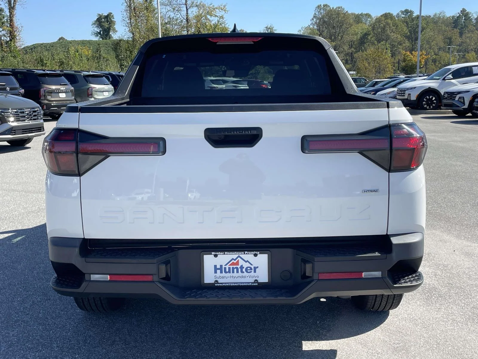 Used 2023 Atlas White Hyundai SEL image 28