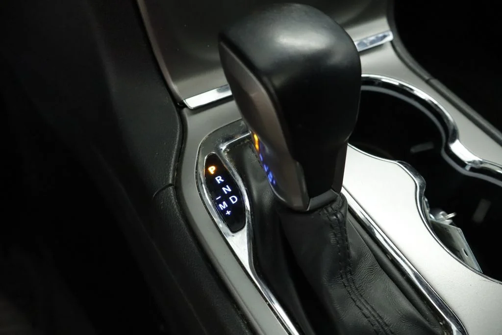 Certified Used 2020 Gray Jeep Limited image 39