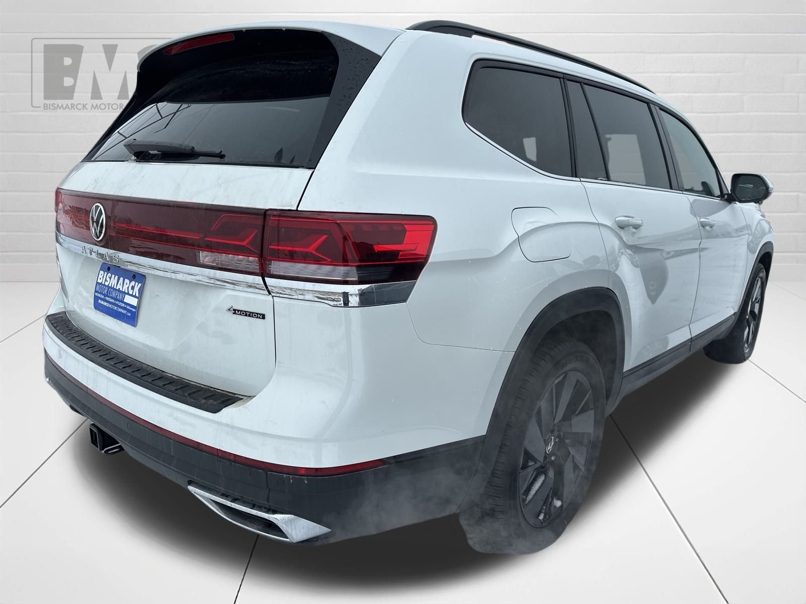 New 2026 White/off-white Volkswagen 2.0T SE w/Technology image 4