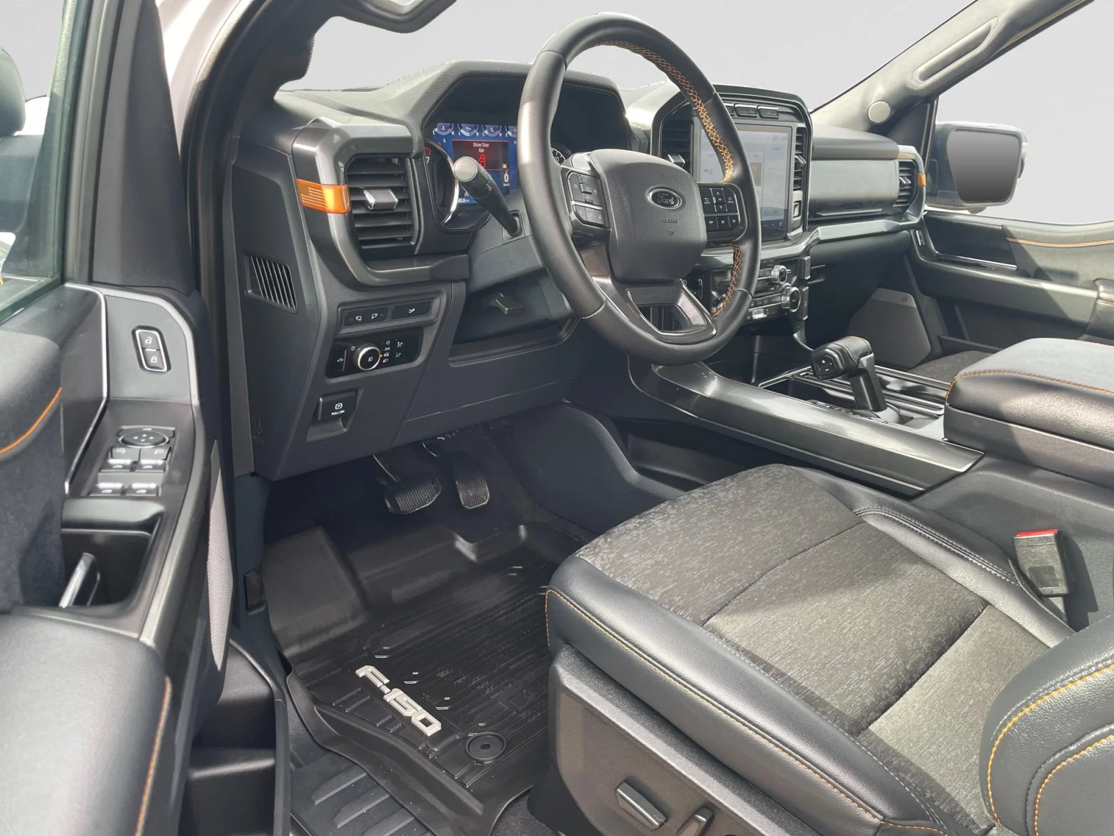 Used 2023 White Ford TREMOR SuperCrew image 13