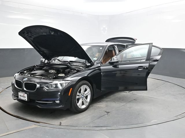 Used 2016 Black BMW 328i xDrive image 46
