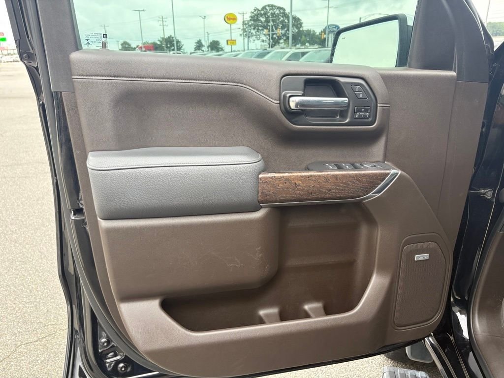 Used 2021 Onyx Black GMC Denali image 14