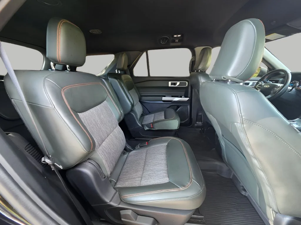 Used 2023 Black Metallic Ford Timberline image 9