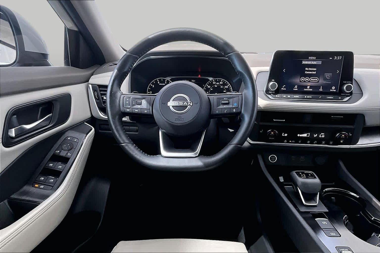 Certified Used 2023 Pearl White Tricoat Nissan SV image 6