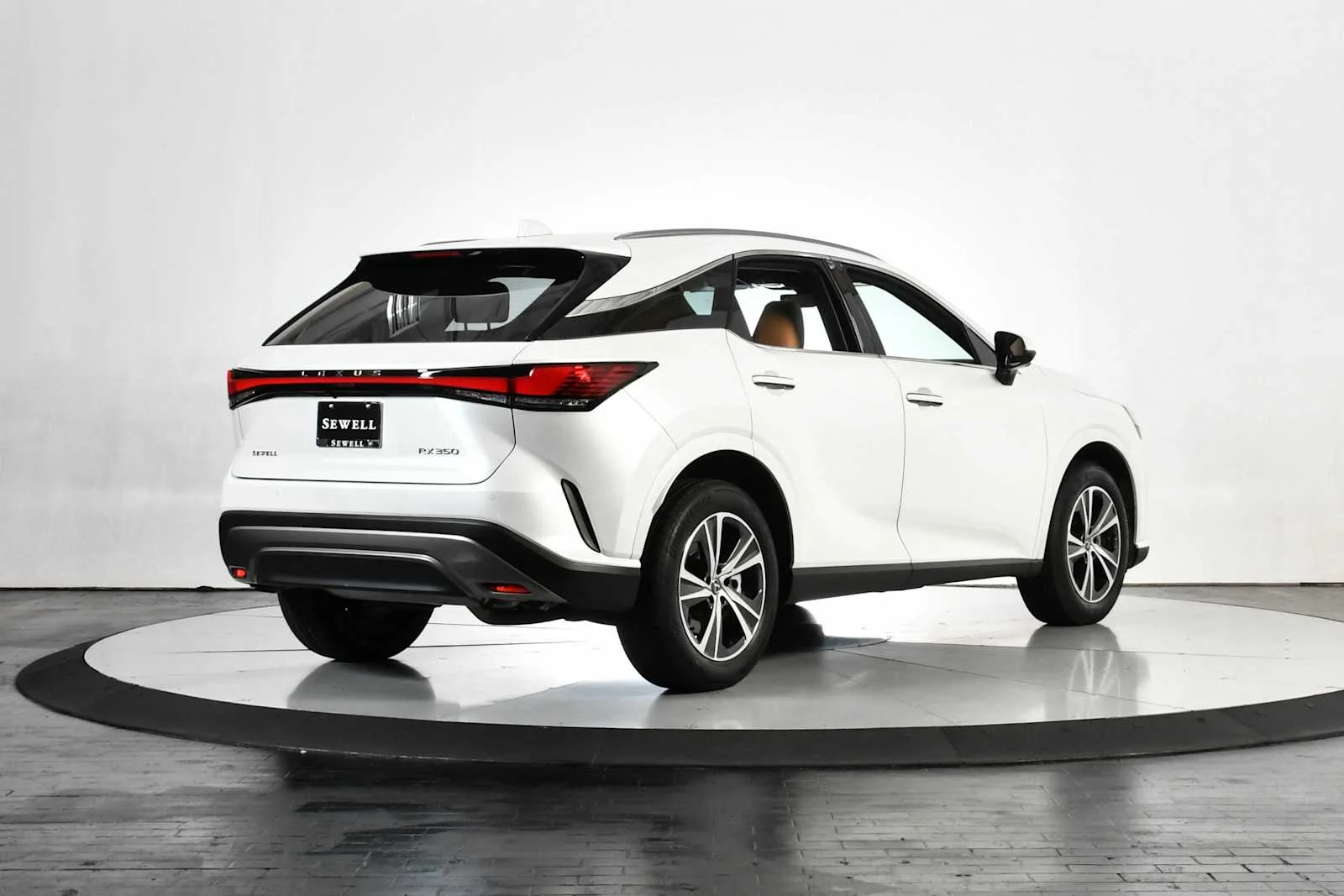 Used 2025 Eminent White Pearl Lexus Premium image 7