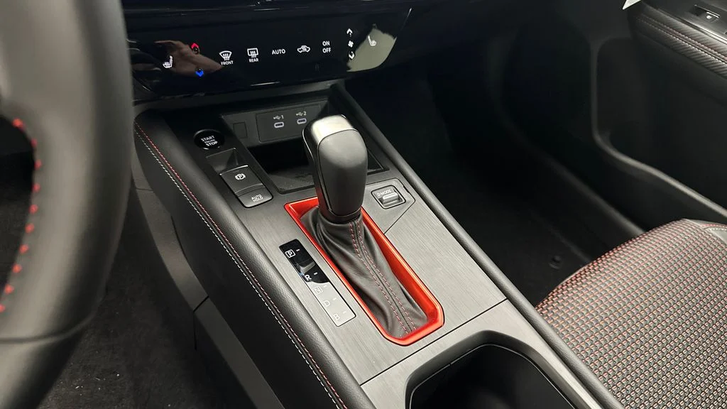 2026 Nissan KICKS SR AWD - Photo 12