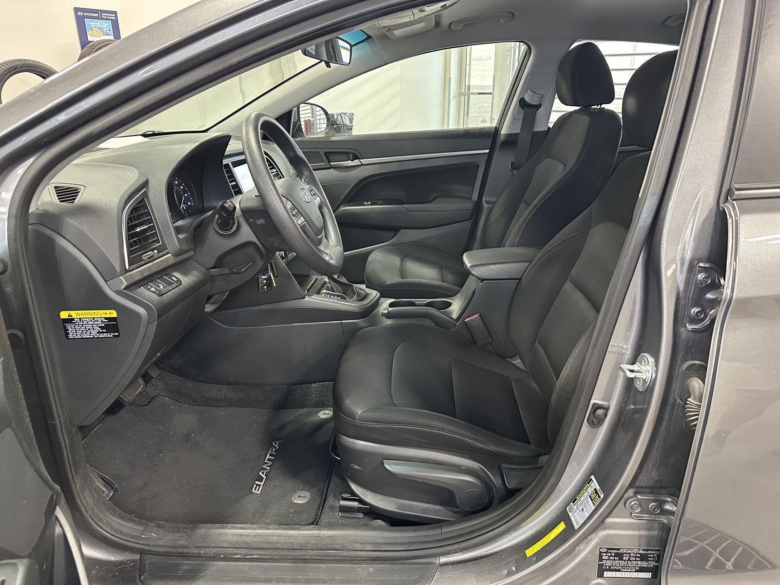 Used 2018 Machine Gray Hyundai SEL image 23