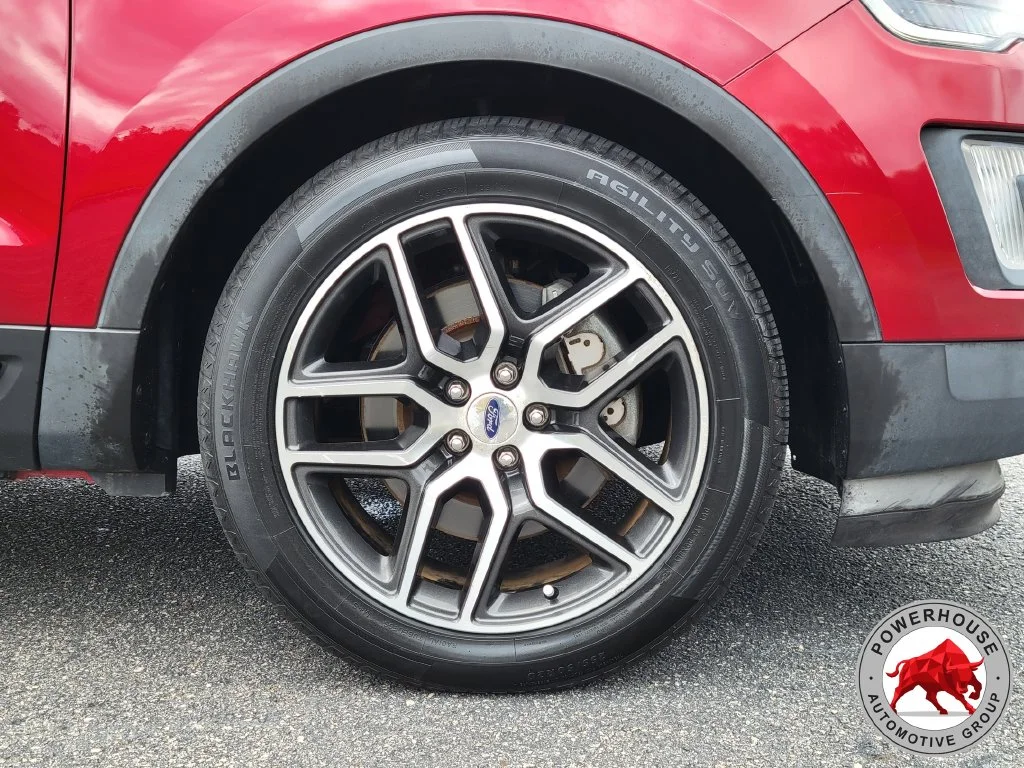 Used 2017 Red Ford Sport image 11