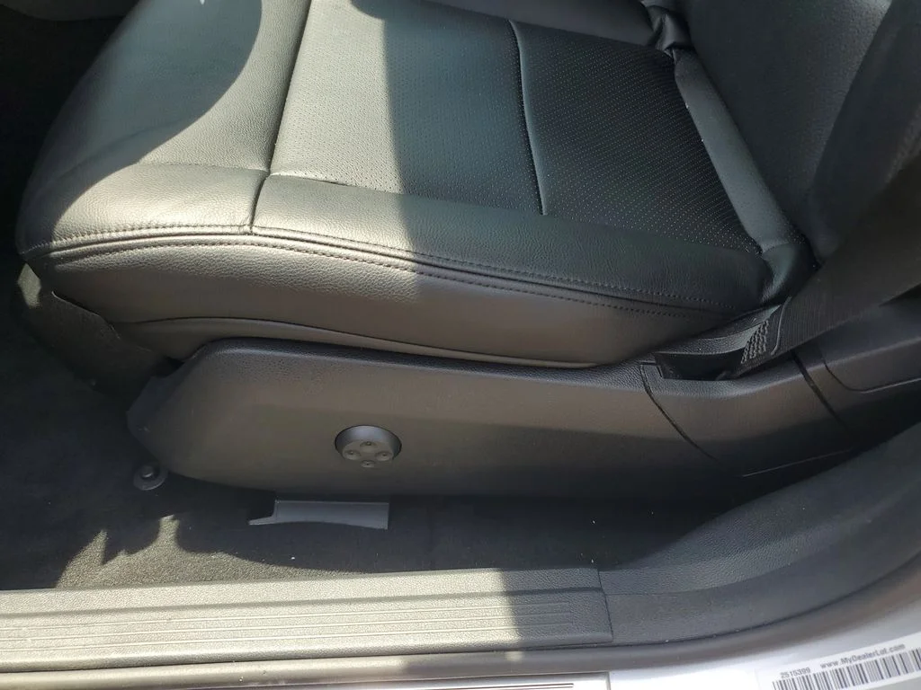 Used 2012 Silver Mercedes-Benz E 350 image 16