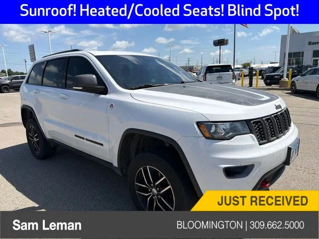 2017 Jeep Grand Cherokee Trailhawk for sale at Sam Leman Chrysler Jeep Dodge of Bloomington