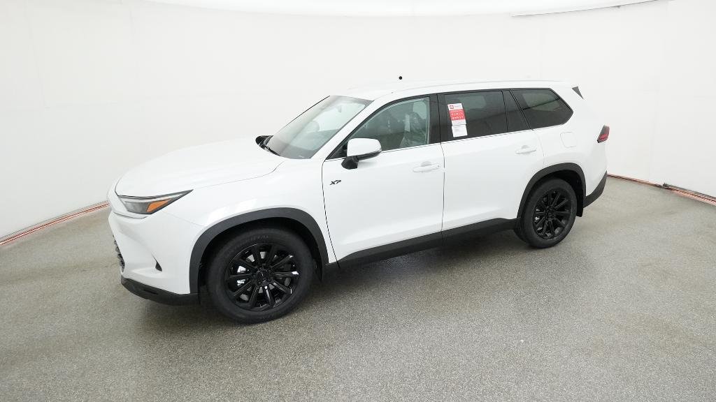 New 2026 Wind Chill Pearl Toyota XLE image 14