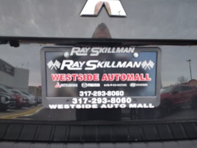 New 2026 Black Mitsubishi ES image 34