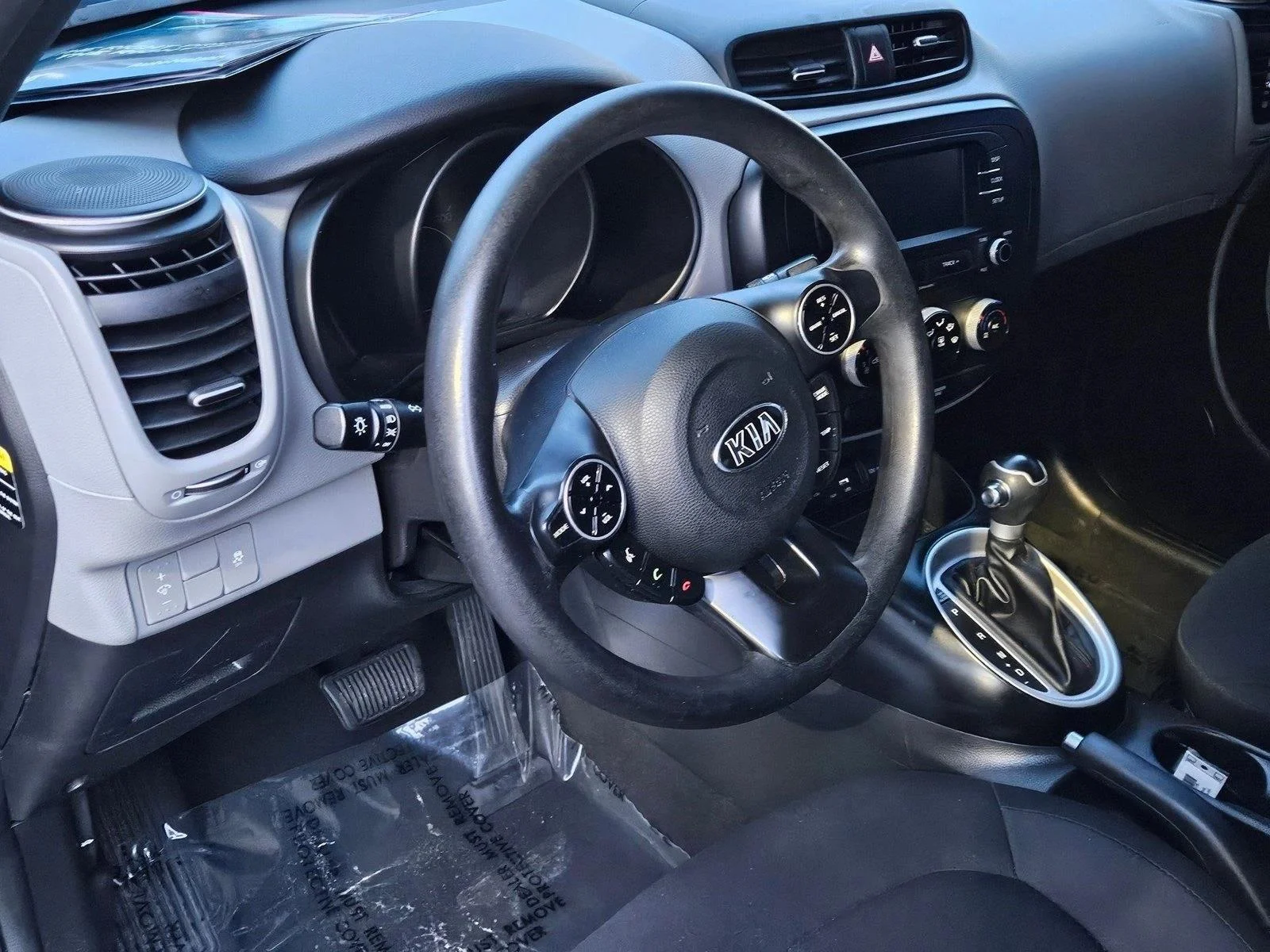 Used 2019 Shadow Black Kia Base image 9