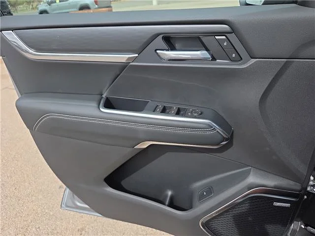 New 2026 Sterling Metallic GMC Elevation image 14