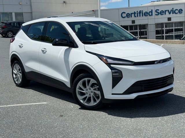 2027 Chevrolet Bolt EV LT Auto's photo