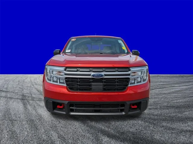 Certified Used 2024 Chili Pepper Red Ford Lariat image 9