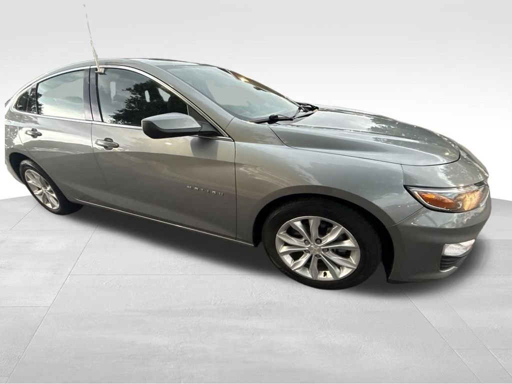 Used 2024 Gray Chevrolet LT image 8
