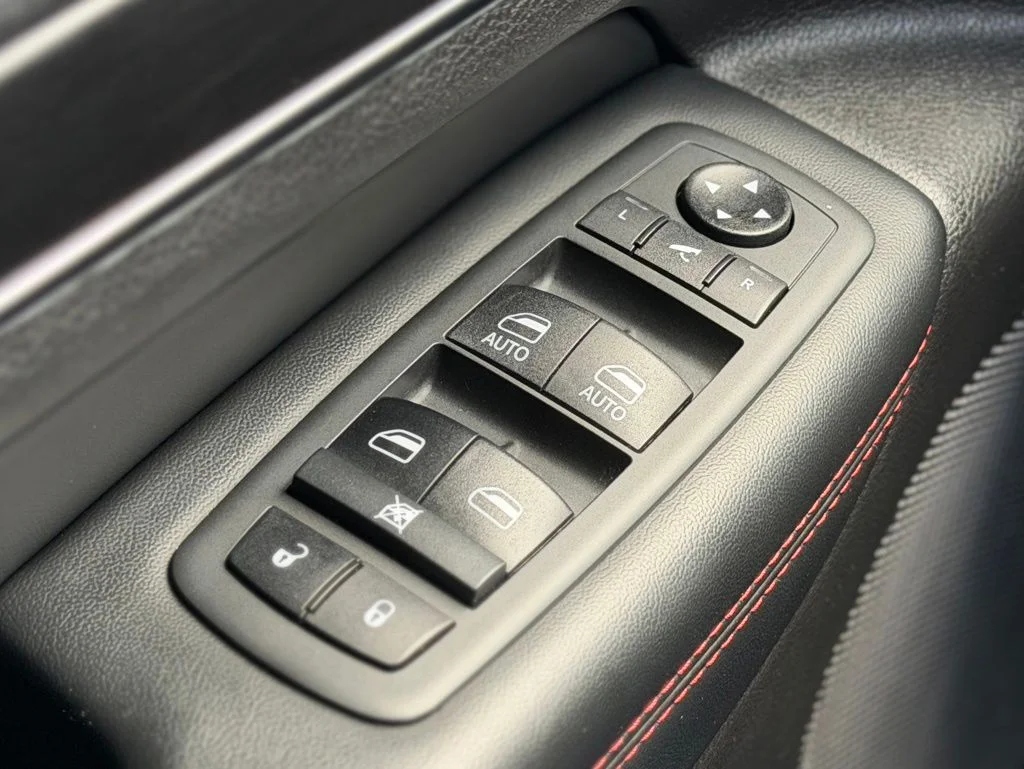 Used 2021 Green Jeep Trailhawk image 13
