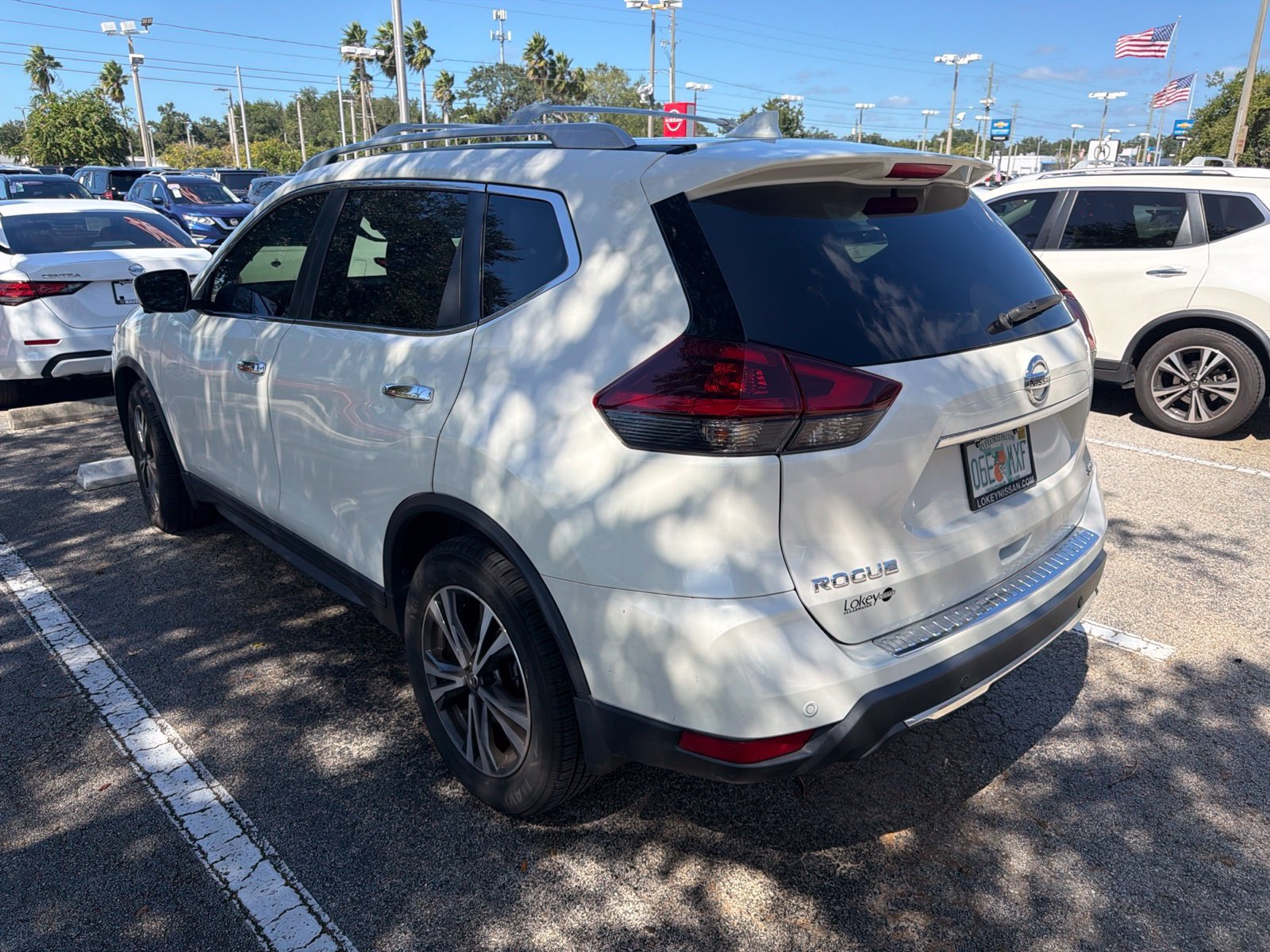 Used 2019 White Nissan SV image 5