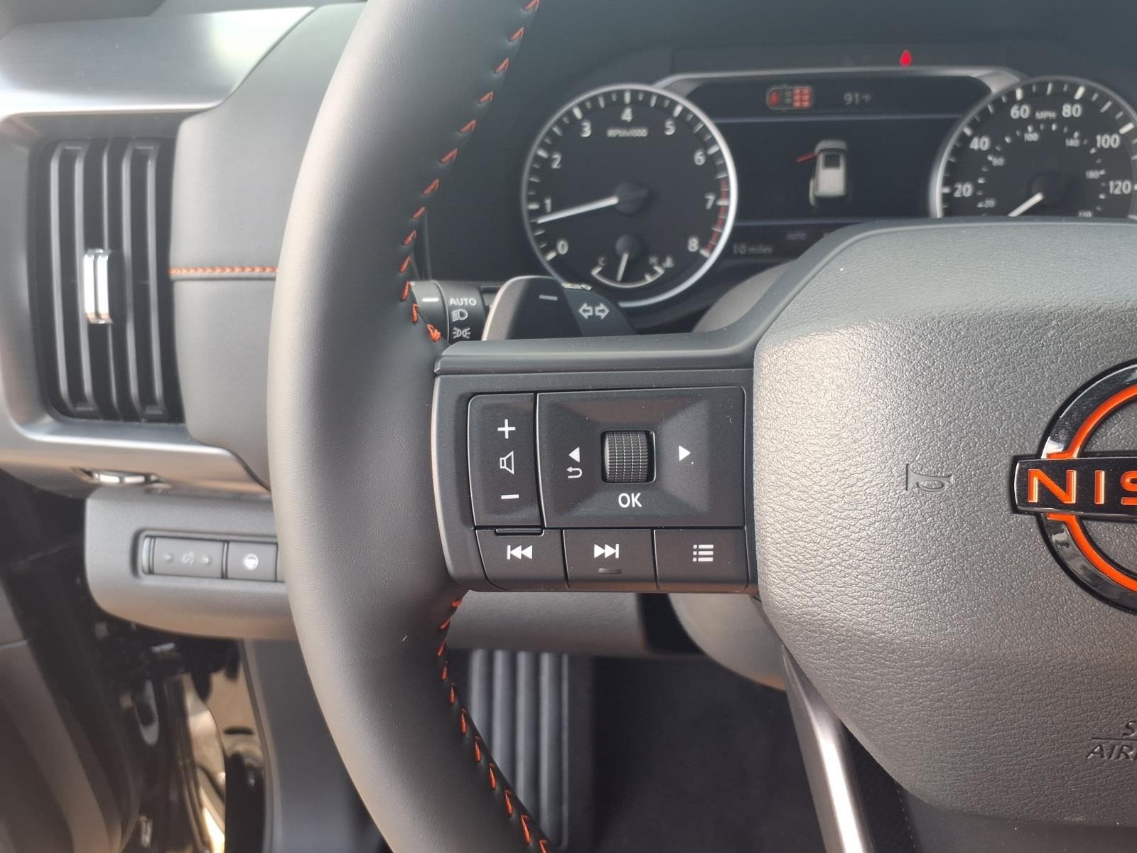 2026 Nissan Pathfinder Rock Creek® Black at Robbins Nissan
