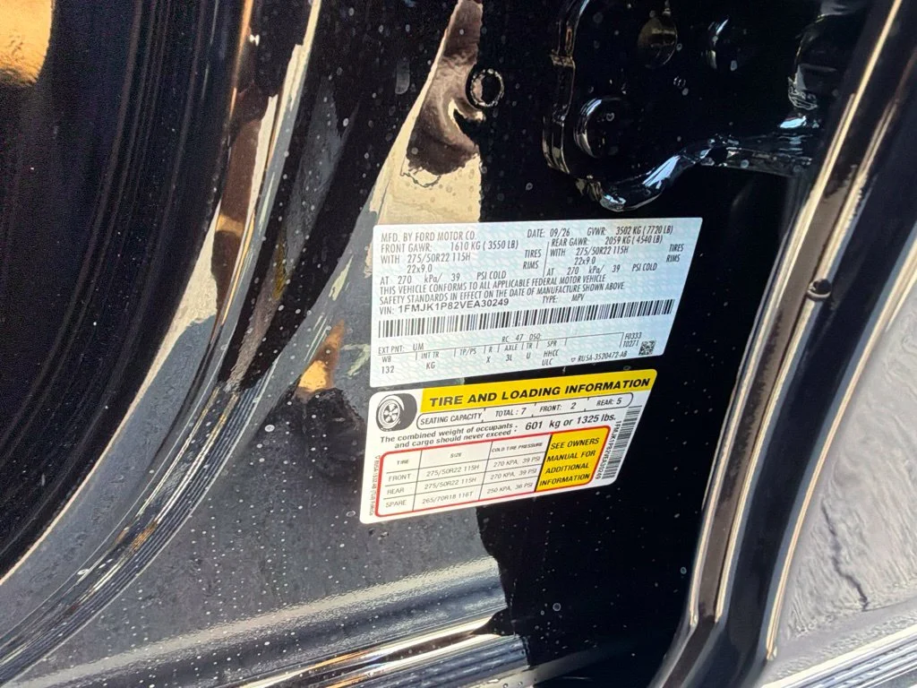 New 2027 Agate Black Metallic Ford MAX King Ranch® image 54