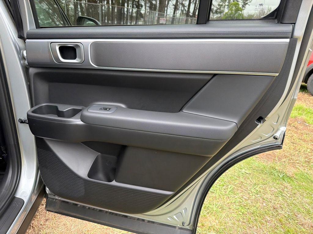 New 2026 Silver Hyundai SE image 16