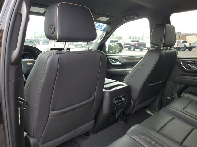 2024 Chevrolet Suburban Premier - Photo 28