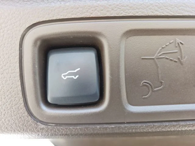Used 2024 Black Ford King Ranch image 15