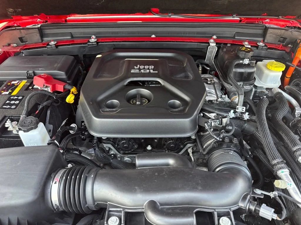 Used 2021 Red Jeep Unlimited Sahara image 30