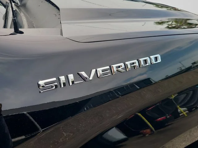 New 2026 Black Chevrolet RST image 31