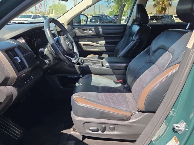 Certified Used 2023 Green Pearl Nissan Platinum image 14