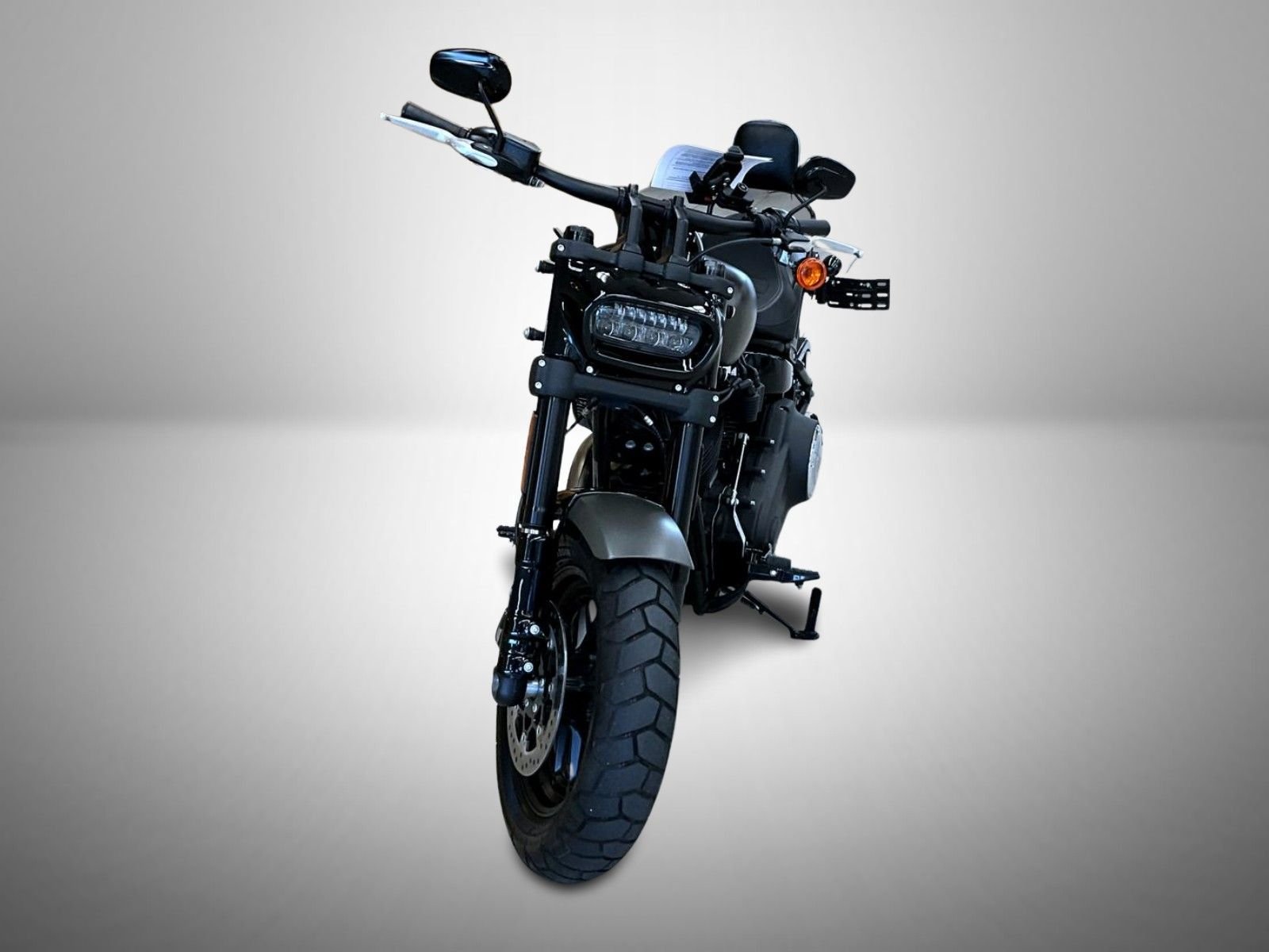 Used 2018 Gray Harley-Davidson FAT BOB image 2