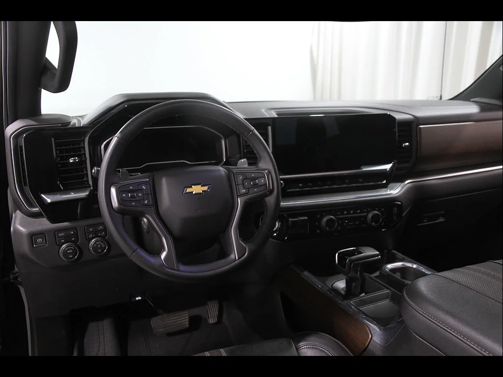 Used 2023 BLACK Chevrolet High Country image 7