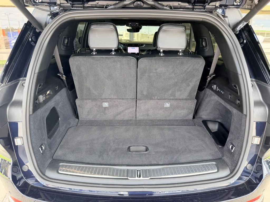 Used 2024 Black Jeep Overland image 34