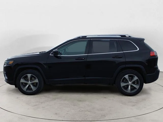 Used 2019 Jeep Cherokee Limited with VIN 1C4PJMDX0KD463357 for sale in Anchorage, AK